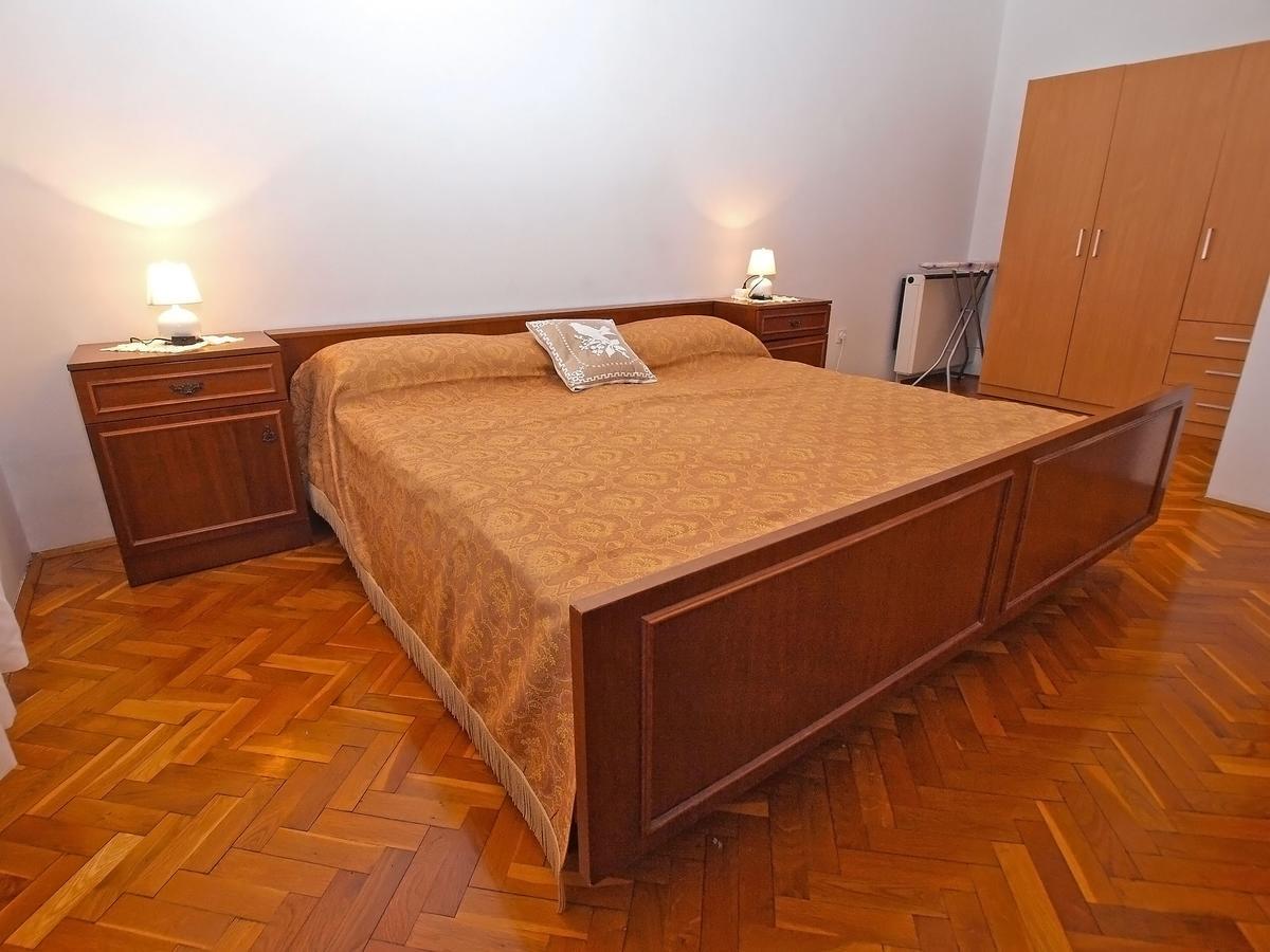 Apartments Dvorine 1210 Banjole Luaran gambar