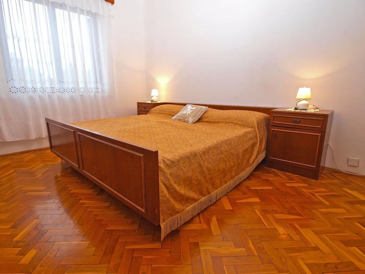 Apartments Dvorine 1210 Banjole Luaran gambar